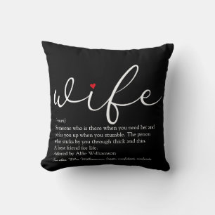 Coussin Script noir et blanc Définition de l'épouse au cœu