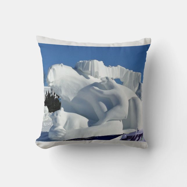 Coussin Sculpture de neige à l'ours polaire, Québec, Canad (Recto)