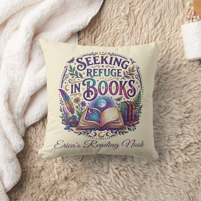 Coussin Seeking Refuge in Books Whimsical Celestial Mystic (Couverture)
