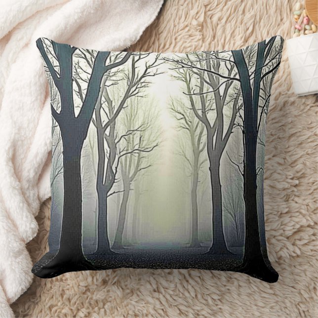 Coussin Sentier forestier brumeux : Beauté inquiétante (Couverture)