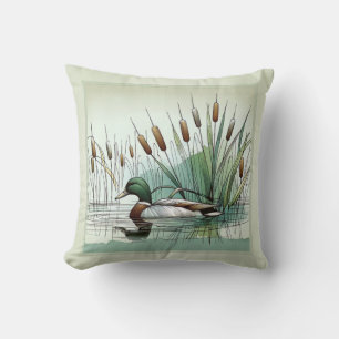 Coussin Serene Marshland Mallard Duck au milieu des roseau