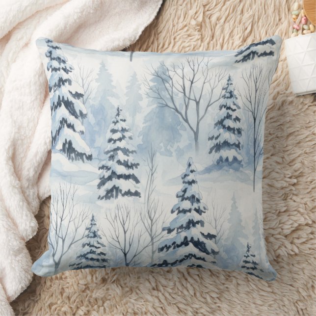Coussin Sérénité de la forêt hivernale – Bois enneigé (Couverture)