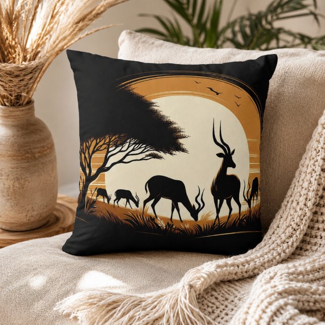 Coussin Sérénité en mouvement Inspiré par l'antilope (Serenity in Motion Antelope-Inspired Throw Pillow)