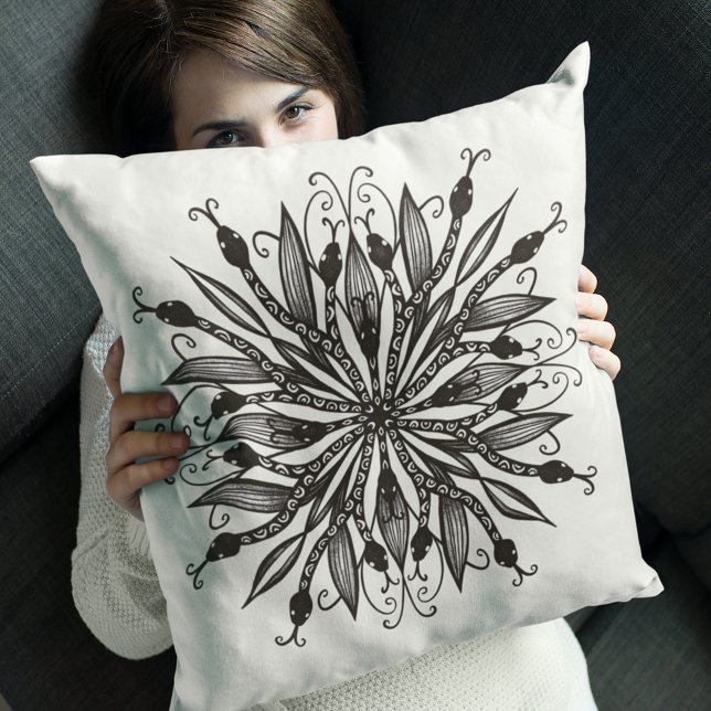 Coussin Serpents cool Noir Et Blanc Botanique Gothique (Créateur téléchargé)