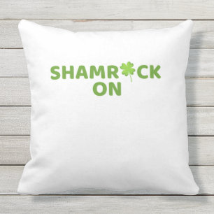 Coussin Shamrock sur le trèfle de st patrick