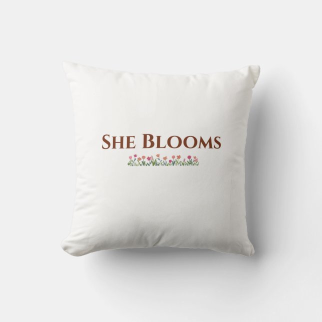 Coussin She Blooms Decorative Floral Throw Pillow (Recto)