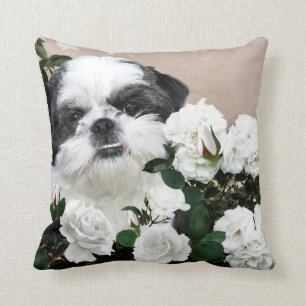 Coussin Shih Tzu et roses