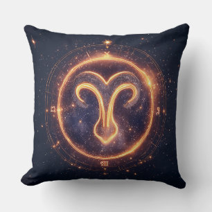Coussin Signe du zodiaque Bélier lumineux sur un espace ét