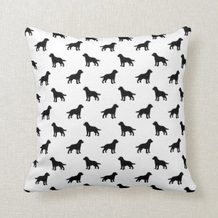 Coussin Silhouettes noires de chien de Labrador sur le