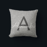 Coussin Silver Sparkle Glitter Monogram Name & Initial<br><div class="desc">Luxury Bling Silver Sparkle Parties scintillant Monogramme Nom et Coussin initial. Le coussin fait le cadeau parfait pour quelqu'un qui décorait sa chambre en argent.</div>