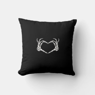 Coussin Skeleton Hands Heart Graphic