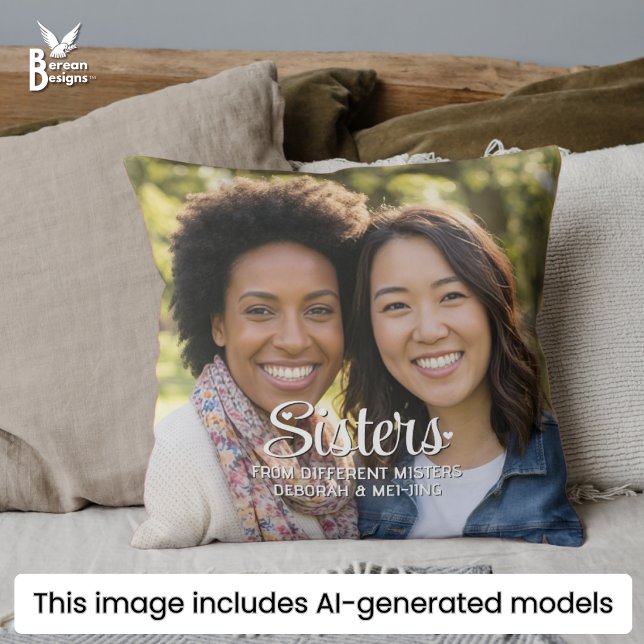 Coussin SŒURS DE PÈRES DIFFÉRENTS Nom Photo Meilleures ami (Besties SISTERS FROM DIFFERENT MISTERS Photo Gift Throw Pillow for best friends. Custom names.)