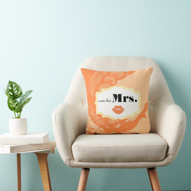 Coussin Son 2ème Anniversaire de Mariage de Mme Péché Paon (Chaise)