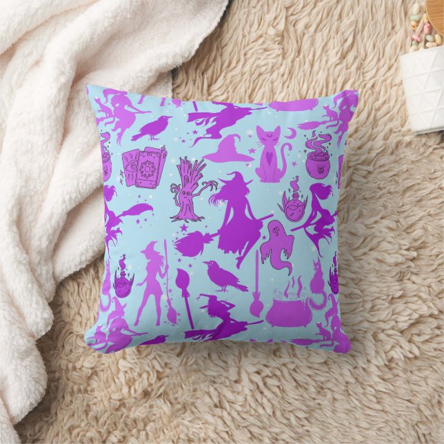 Coussin Sorcières volantes motif.Violet L Bleu BG (Couverture)