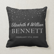 Souvenir noir décoré d'un monogramme de noces