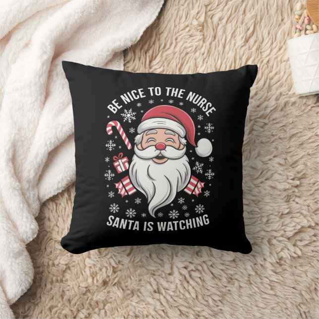 Coussin Soyez Gentil Avec L'Infirmière Père Noël Regarde N (Couverture)
