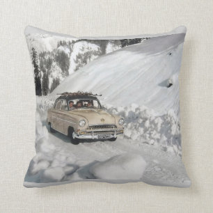 Coussin Sports d'hiver vintages, traînée à la station d