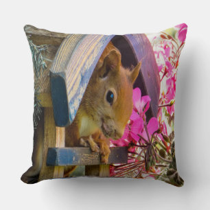 Coussin Squirl in A Birdhouse