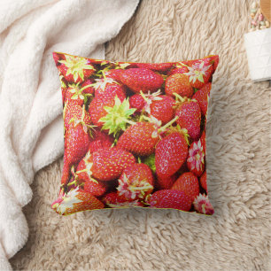 Coussin "Stack of Strawberries Fruit" jolie photo. Command