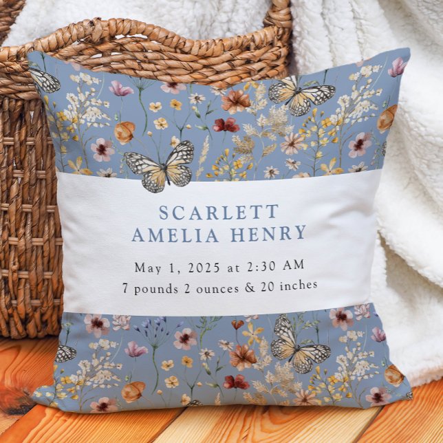 Coussin Statistiques de bébé aux fleurs sauvages bohèmes b (Dusty Blue Boho Wildflower Baby Stats Throw Pillow with Butterflies by Painted Paperie
)