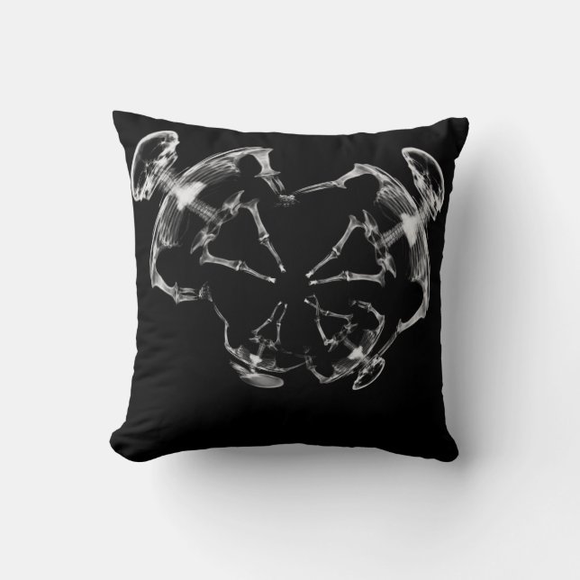 Coussin Stretched X-Ray Skeleton Family B&W (Recto)