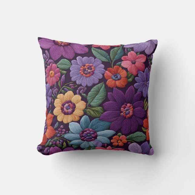 Coussin Style Broderie Florale Violet (Recto)