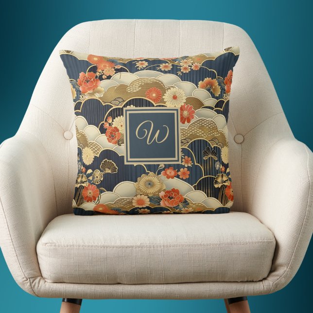 Coussin Style Kimono Imprimé Floral Japonais avec Monogram (Créateur téléchargé)