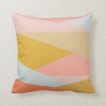 Coussin Style Pastel Géométrique Couleur Bloc Formes Moder<br><div class="desc">Motif géométrique simple et design,  aux formes triangulaires,  dans des tons de corail,  jaune et bleu clair,  dans des tons terre pastel.</div>