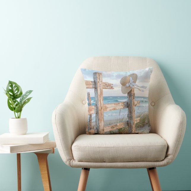Coussin Sun Hat On a Beach Fence (Chaise)
