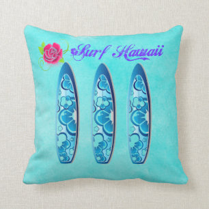Coussin Surf Hawaii Surfboards sur un arrière - plan turqu