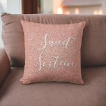 Coussin Sweet 16 Anniversaire Rose Gold Blush Parties scin<br><div class="desc">Sweet 16 Anniversaire Faux Sparkle et Parties scintillant Rose Gold Blush Pink Coussin est parfait pour une décoration ou un cadeau d'anniversaire Rose or ou rose pâle.</div>