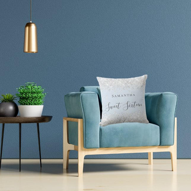 Coussin Sweet 16 bébé bleu argent parties scintillant nom  (Créateur téléchargé)