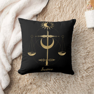 Coussin Symbole de justice du tarot d'or
