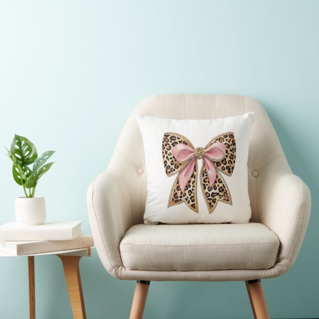 Coussin T-Shirt à noeud papillon coquet moderne (Chaise)