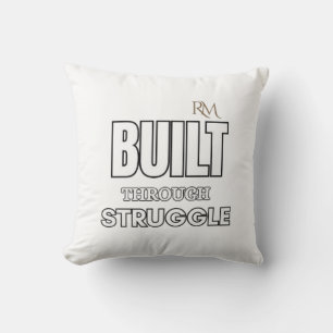 Coussin T-shirt avec citation «Construit par la lutte» M