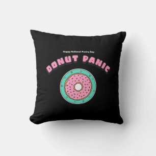 Coussin T-shirt panique en beignet