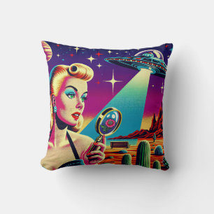 Coussin T-Shirt Rétro Pin-Up UFO