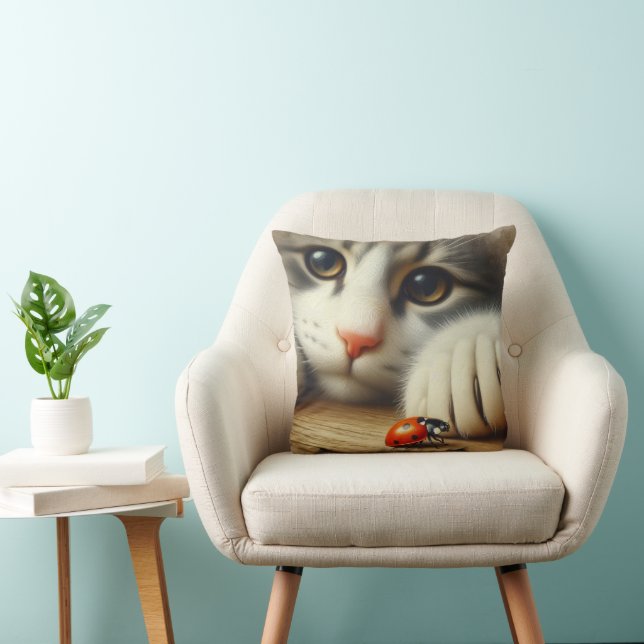Coussin Tabby Chat Avec Ladybug (Chaise)