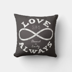 Coussin Tableau noir Date de mariage et noms d'amour à l'i