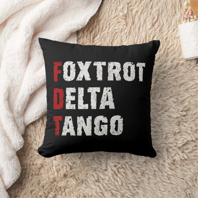 Coussin Tango Delta du Foxtrot (Couverture)