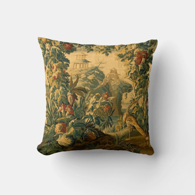 Coussin Tapisserie française antique Paysage fantastique I (Recto)