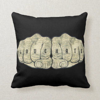 Coussin Tatouage d'amour et de haine