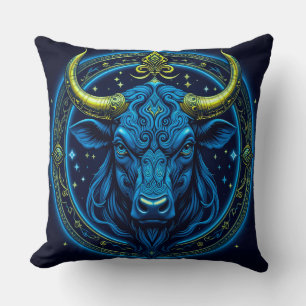 Coussin Taureau Mystique avec Décorations Tribales