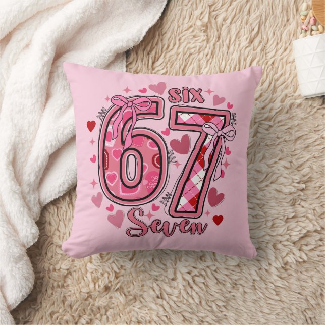 Coussin Tendance Mème 6 7 Six Sept Filles Préados et Ados (Couverture)