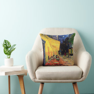 Coussin Terrasse de café la nuit par Vincent van Gogh