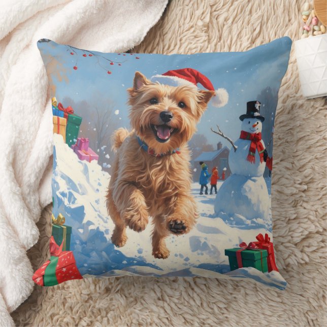 Coussin Terrier rouillé en neige avec Casquette de Noël (Couverture)