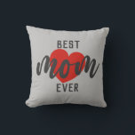 Coussin Texte Élégant Meilleure Maman Jamais Avec Le Coeur<br><div class="desc">Elegant Mothers day Jetez l'oreiller avec un dicton mignon qui dit "Meilleure maman jamais" avec le coeur, Ce mignon oreiller à lancer est parfait pour votre maman pour la fête des mères! Un cadeau de fête des mères assez inhabituel... probablement différent de ce qu’elle attend. vous allez adorer ça !...</div>