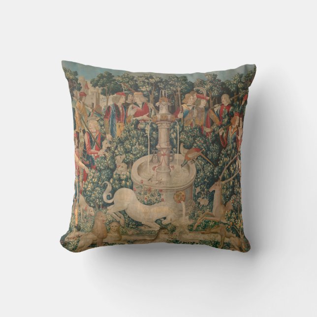 Coussin The Unicorn is Found (Recto)