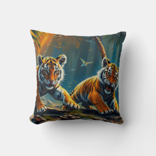 Coussin Tiger Cubs dans la jungle magique