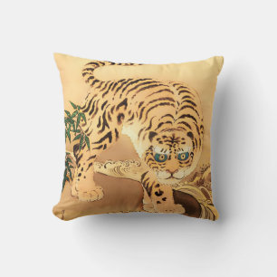 Coussin Tigre Minhwa Vintage au bord d'un ruisseau